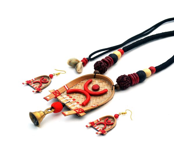 Handcrafted Beautiful Shitolpati Wooden Necklace Set 1