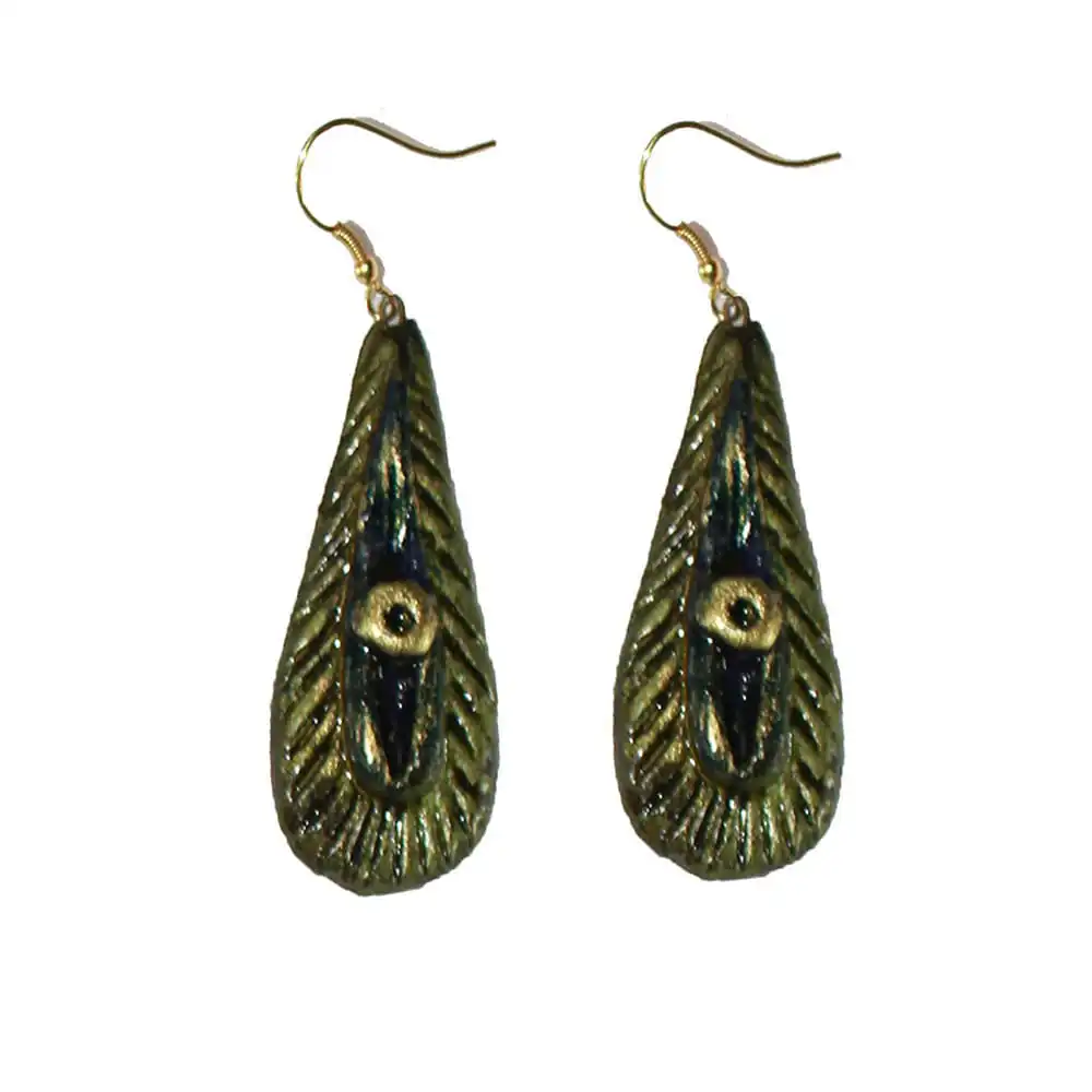 Karukala Exclusive Radha Krishna Pendant with Peacock Feather Earrings Set01 4 Karukala Exclusive Radha Krishna Pendant with Peacock Feather Earrings Set01 - Image 4