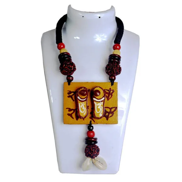 Karukala Exclusive Paduka Necklace Set1 For Women