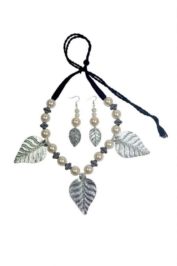 Karukala German Silver Big Leaf Ethnic Fully Necklace01