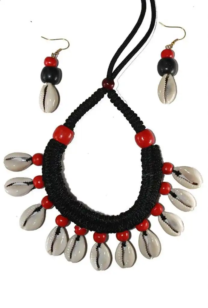 Karukala Exclusive Kaudi Necklace And Ear Ring Set01 for Women 2 Karukala Exclusive Kaudi Necklace And Ear Ring Set01 for Women - Image 2