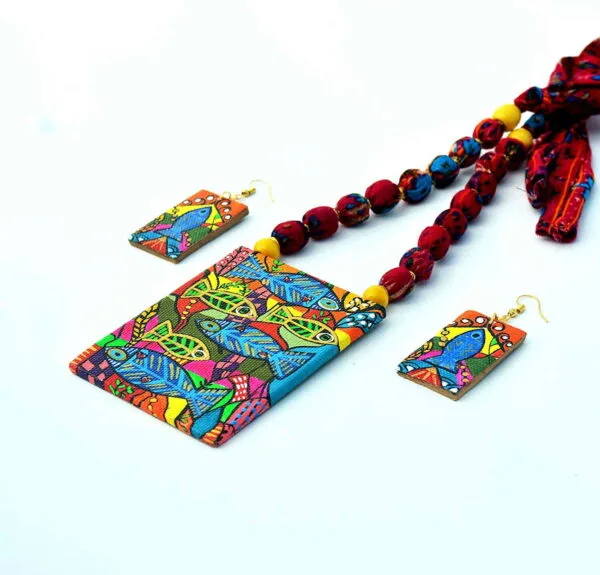 Hand Painted Madhubani Fish On Canvas Necklace Set1