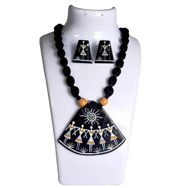 Karukala Rajasthani Folk Dance Handcrafted Necklace Set01