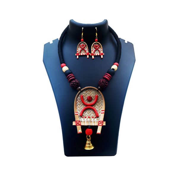 Handcrafted Shitolpati Wooden Necklace Set1