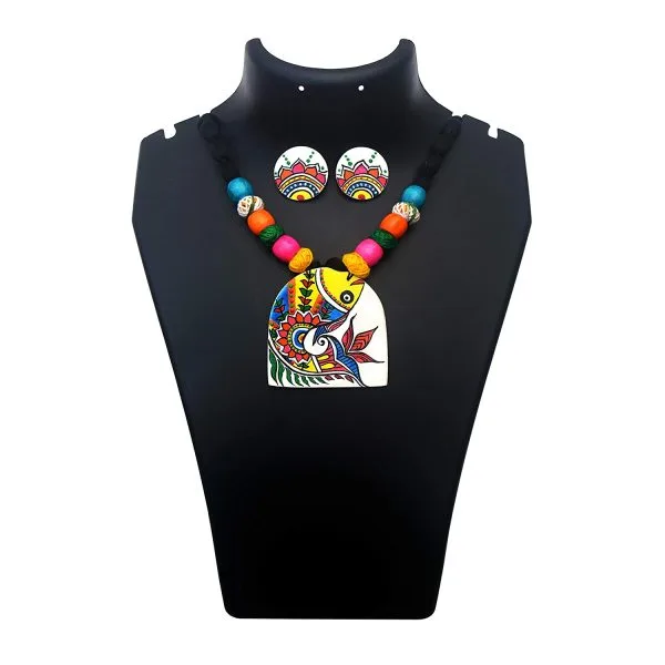 Fabric Madhubani Mithila Art Fish Painting Necklace Set Of 1 - Image 3