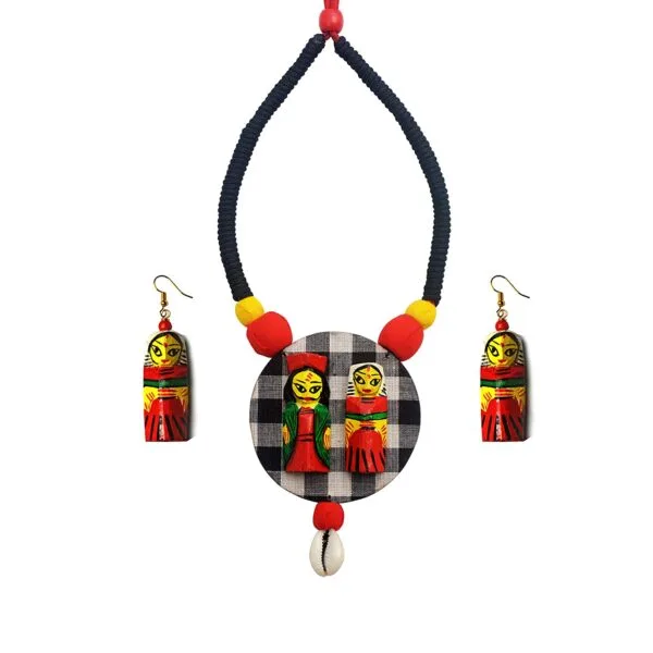 Bardwan Wooden Raja Rani Statement Handicrafted Necklace2